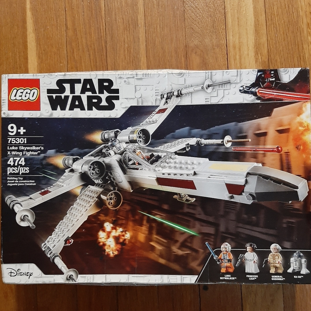 LEGO Star Wars Luke Skywalker’s X-Wing Fighter 75301